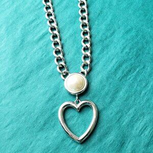 2/25$ Monet Vintage silver tone heart with faux pearl pendant necklace